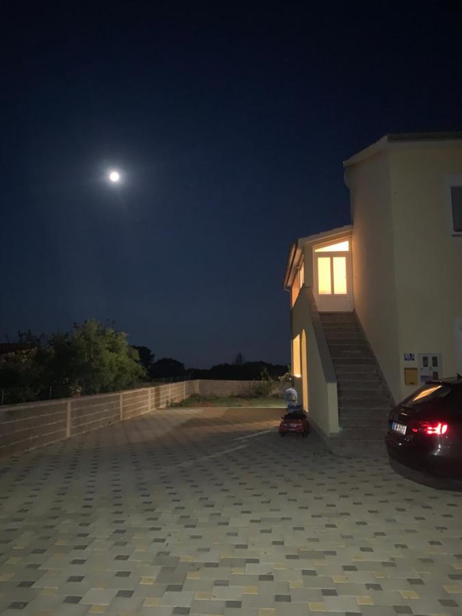 Apartment Creo Loborika Marčana Εξωτερικό φωτογραφία